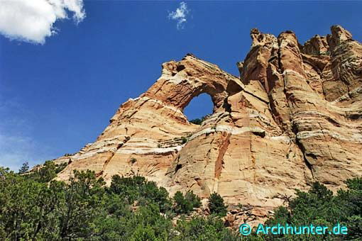Pierced Rock-Neu Mexico 